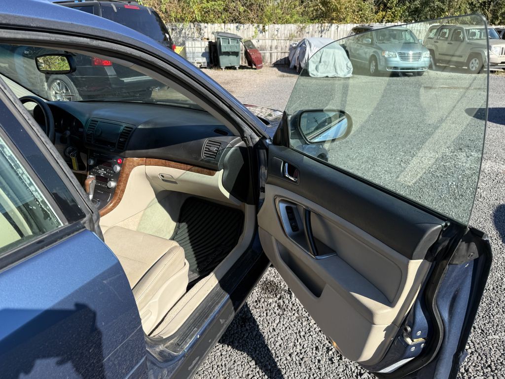 2008 Subaru Outback Image 10