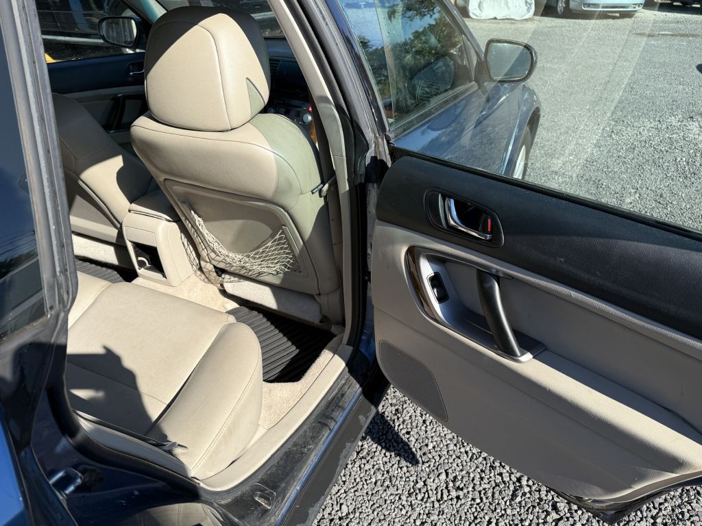 2008 Subaru Outback Image 11