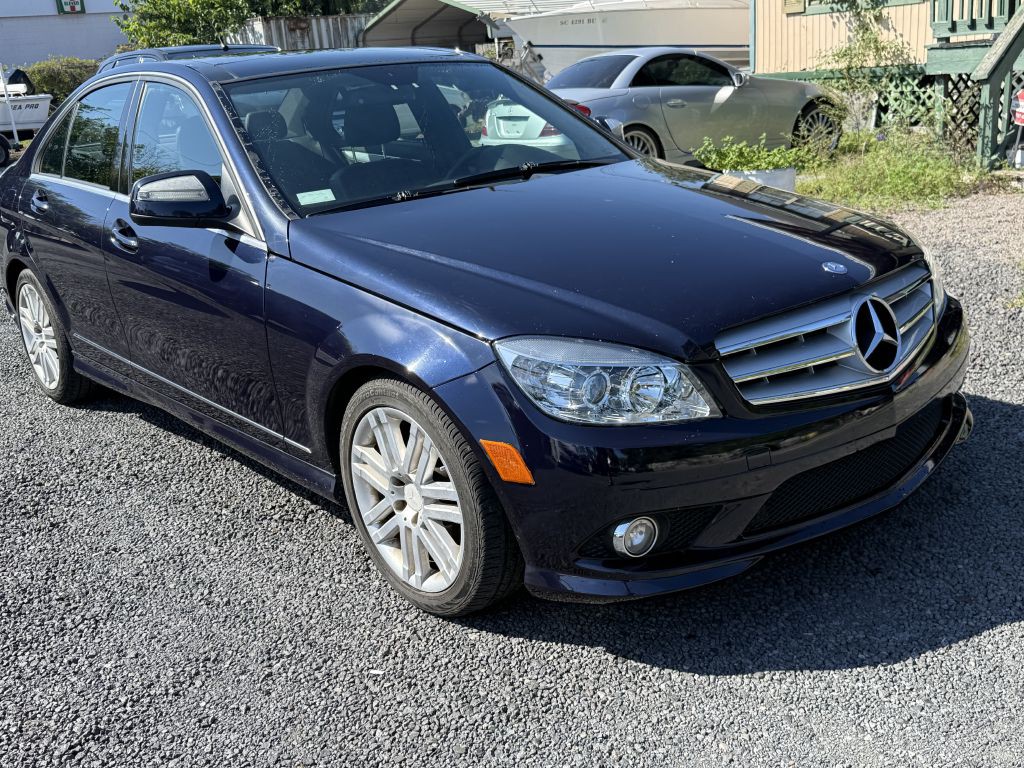 2009 Mercedes-Benz C-Class Image 4