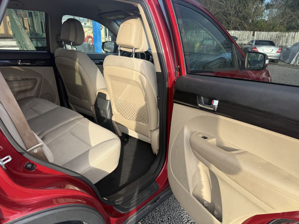 2011 Kia Sorento Image 12
