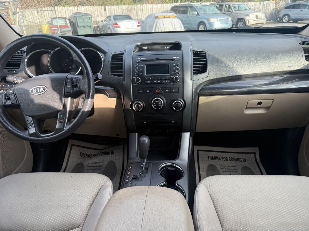 2011 Kia Sorento Image 13