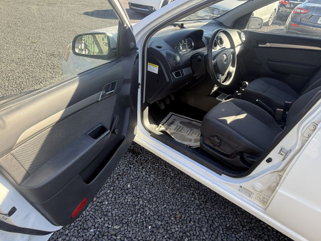 2009 Chevrolet Aveo Image 8