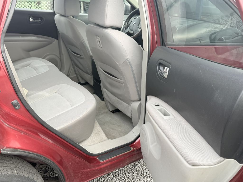 2013 Nissan Rogue Image 13