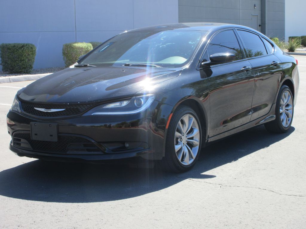 2015 Chrysler 200 Image 7