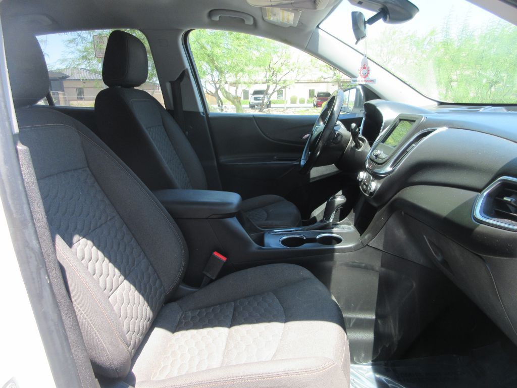 2019 Chevrolet Equinox Image 12
