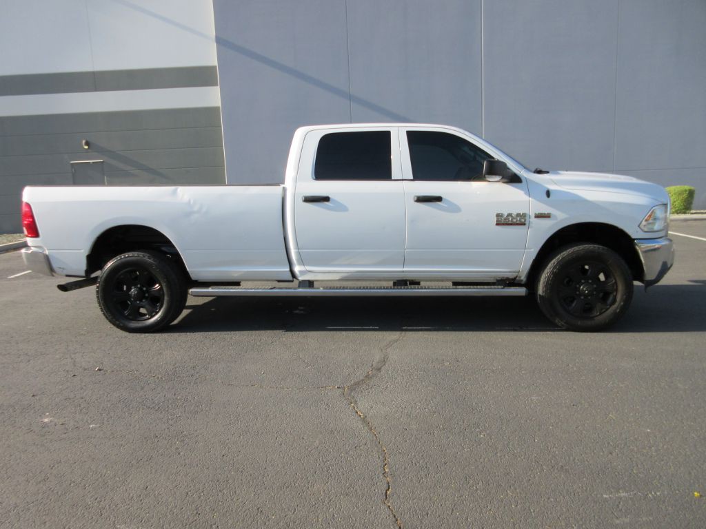 2015 RAM 2500 Image 2