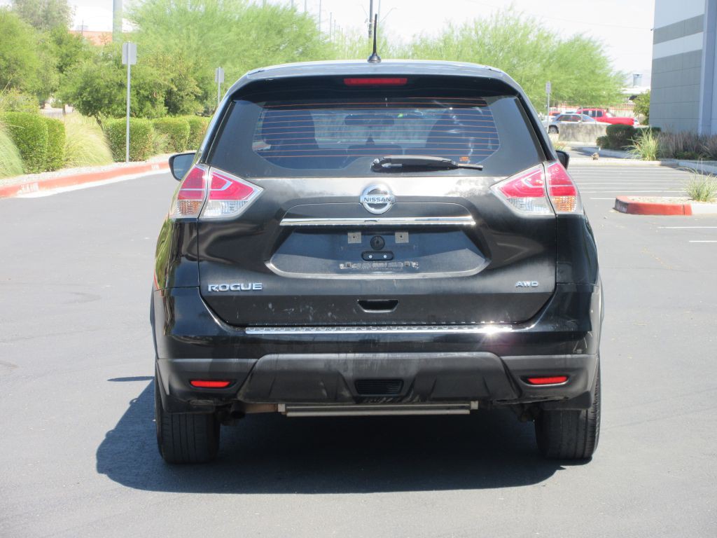 2015 Nissan Rogue Image 4