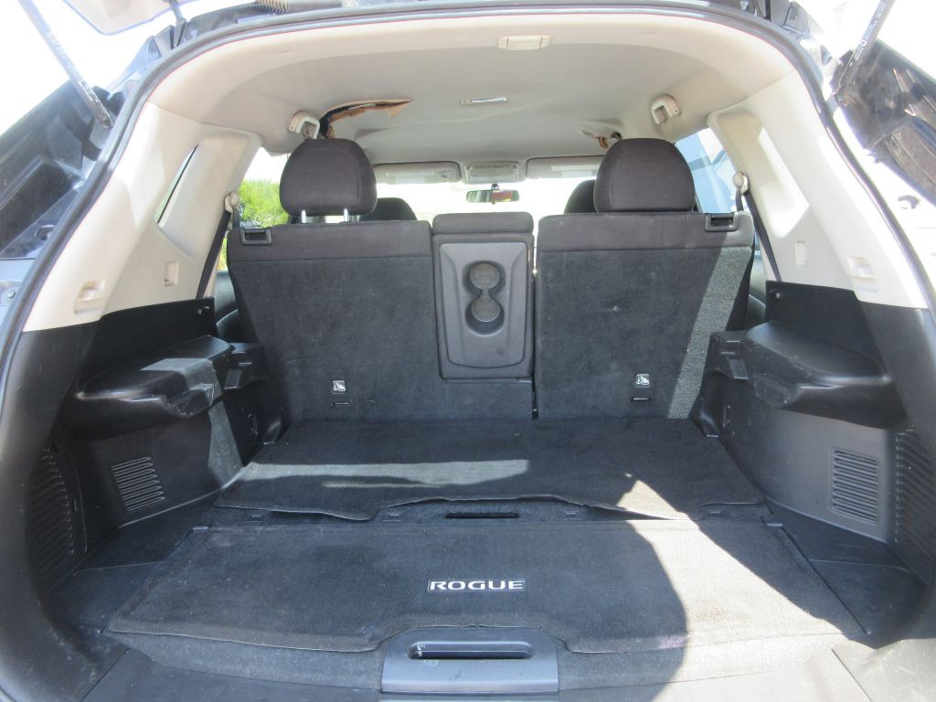 2015 Nissan Rogue Image 11