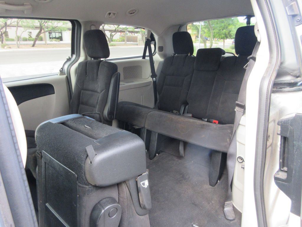 2015 Dodge Grand Caravan Image 11