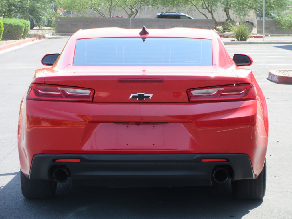 2018 Chevrolet Camaro Image 4