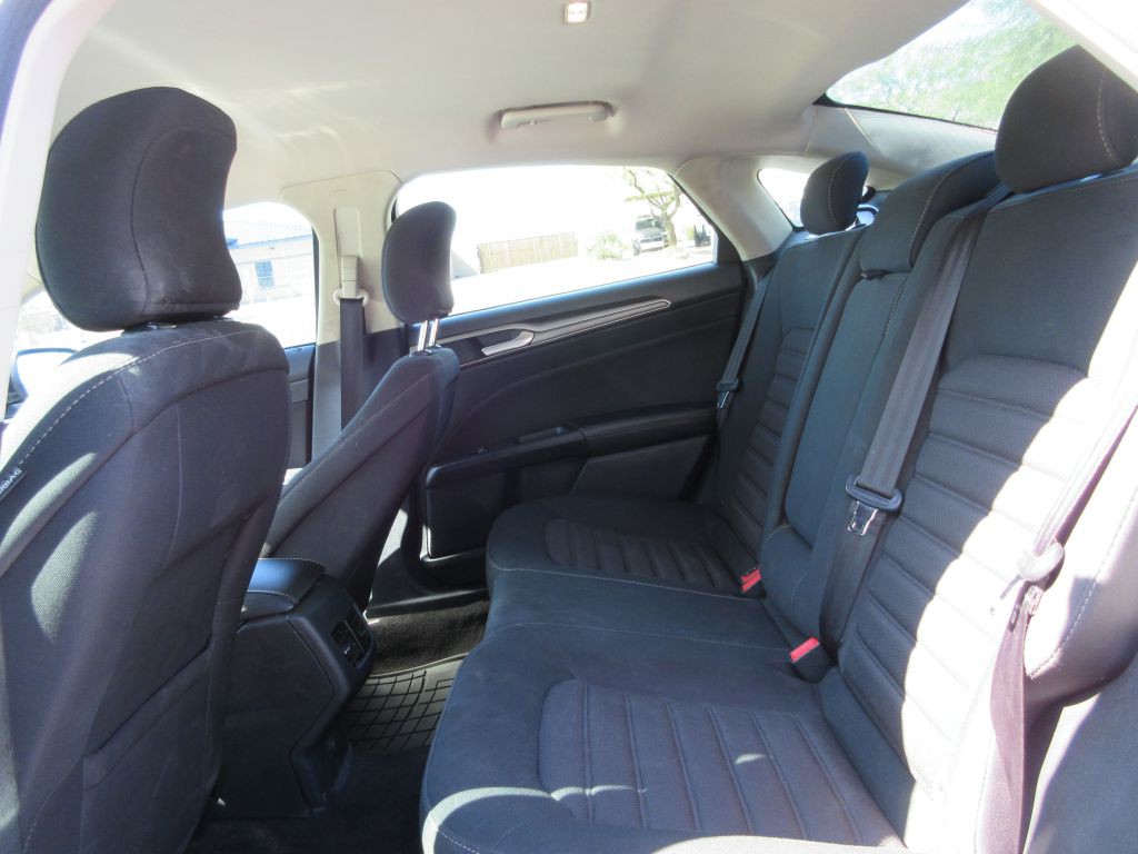 2018 Ford Fusion Image 10
