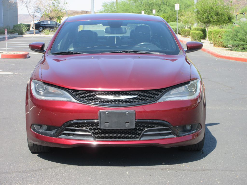 2015 Chrysler 200 Image 8