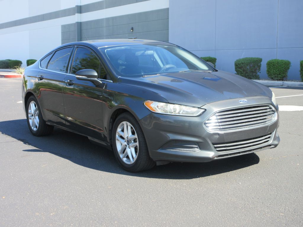 2015 Ford Fusion Image 1