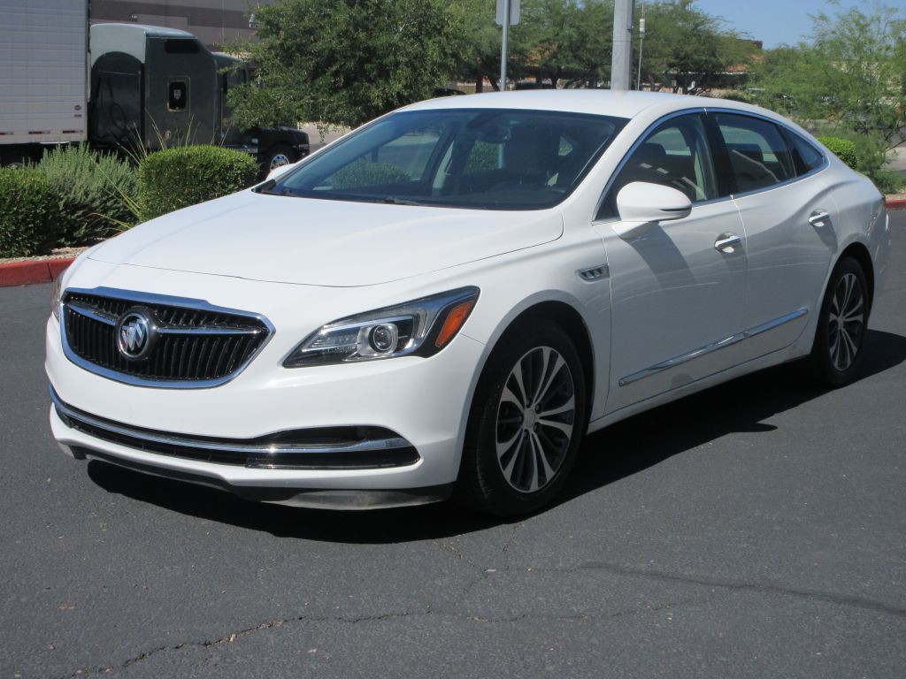 2017 Buick Lacrosse Image 7