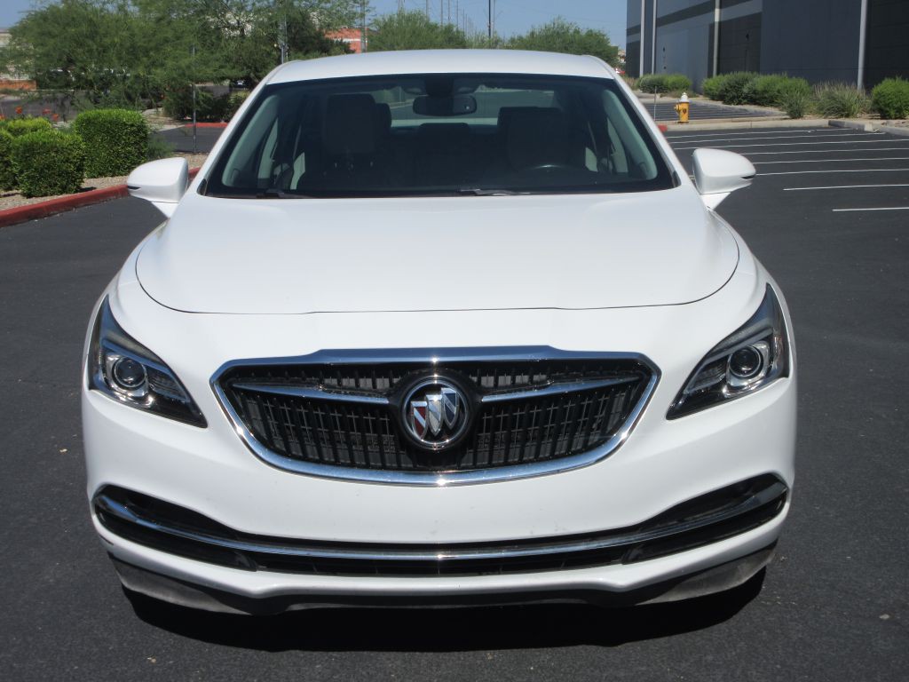 2017 Buick Lacrosse Image 8