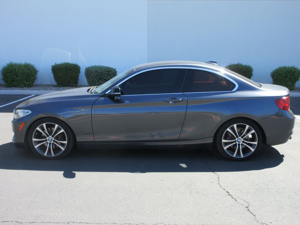 2014 BMW 2 Series Image 6