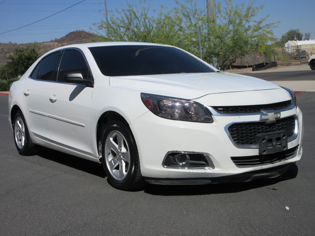 2015 Chevrolet Malibu Image 1