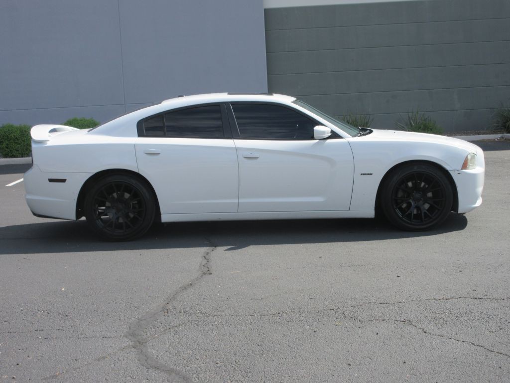 2014 Dodge Charger Image 2