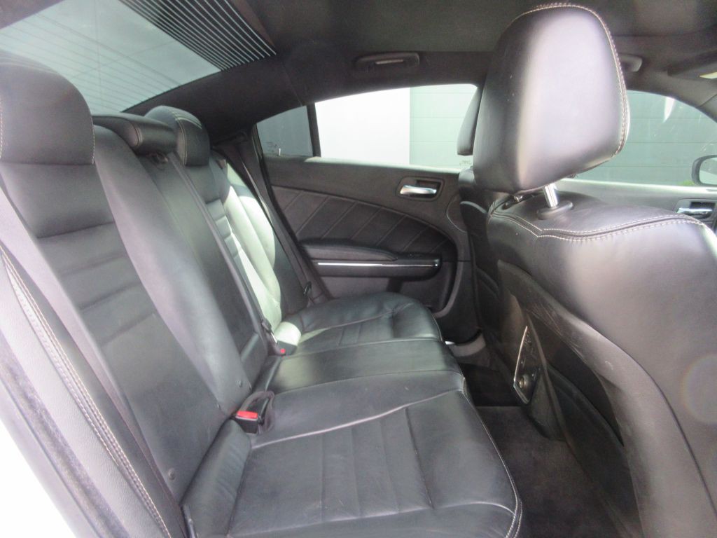 2014 Dodge Charger Image 12