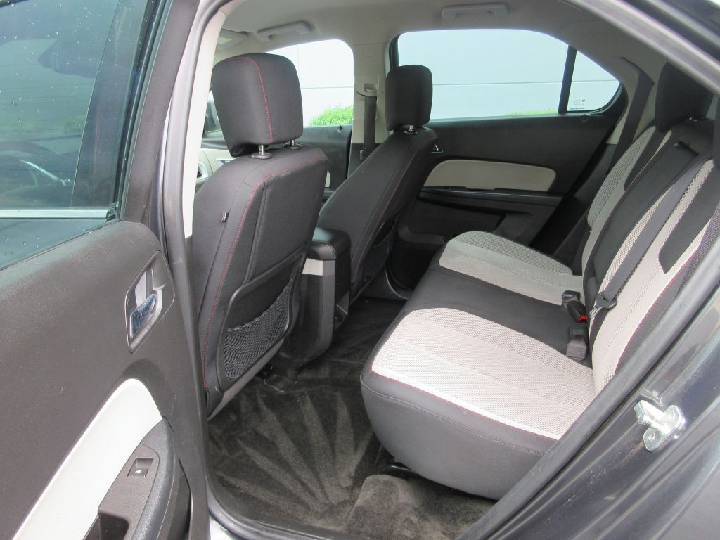 2017 Chevrolet Equinox Image 10