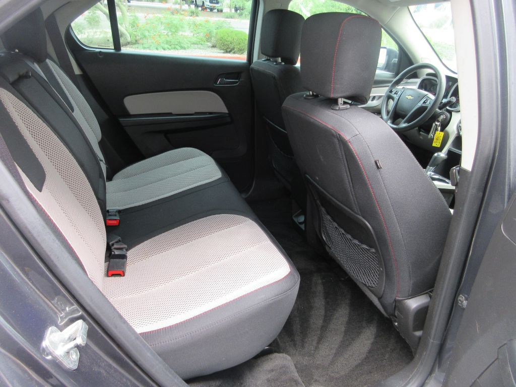 2017 Chevrolet Equinox Image 12