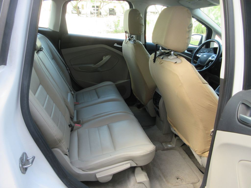 2016 Ford C-Max Image 12