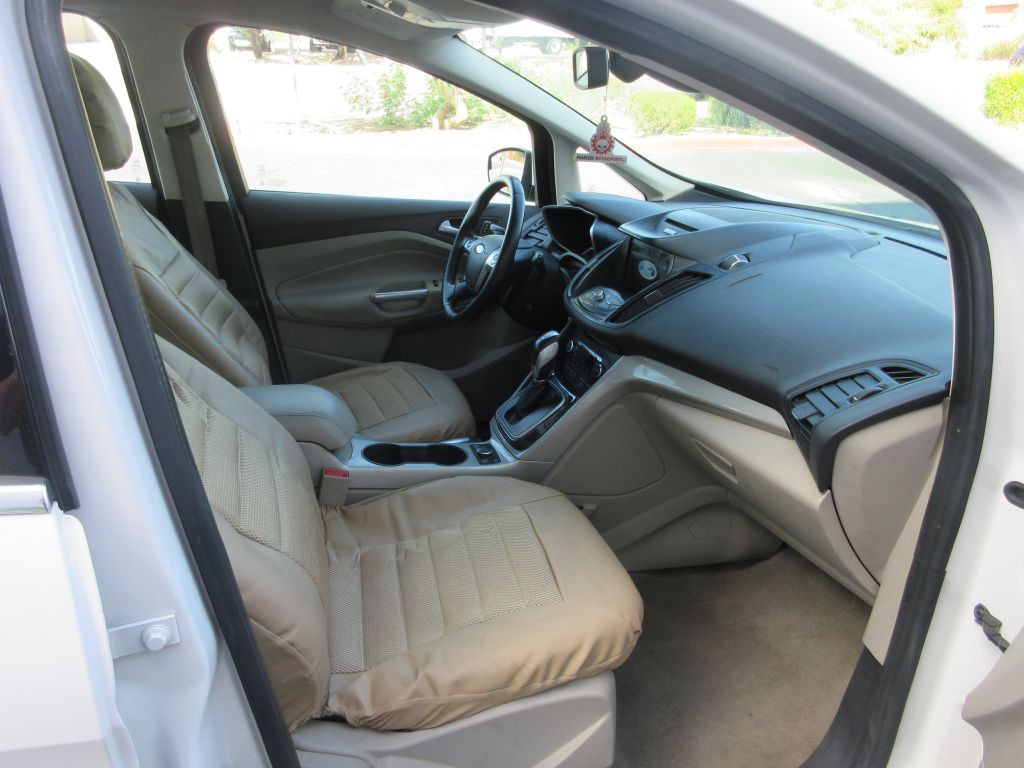 2016 Ford C-Max Image 13