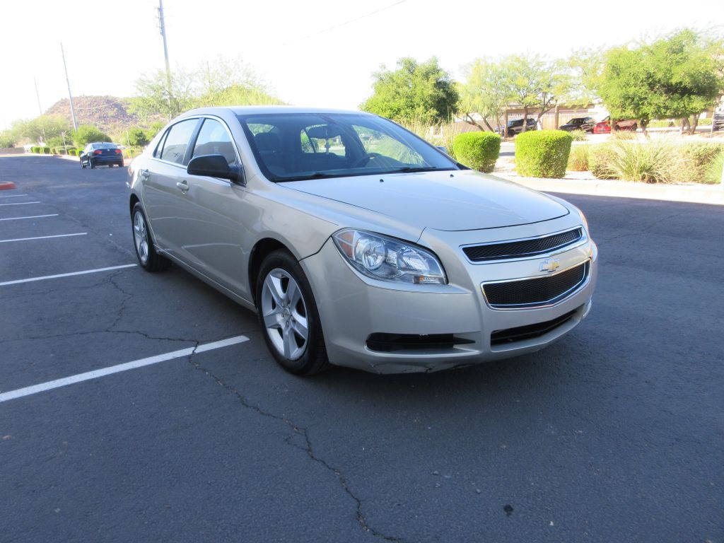 2012 Chevrolet Malibu Image 1