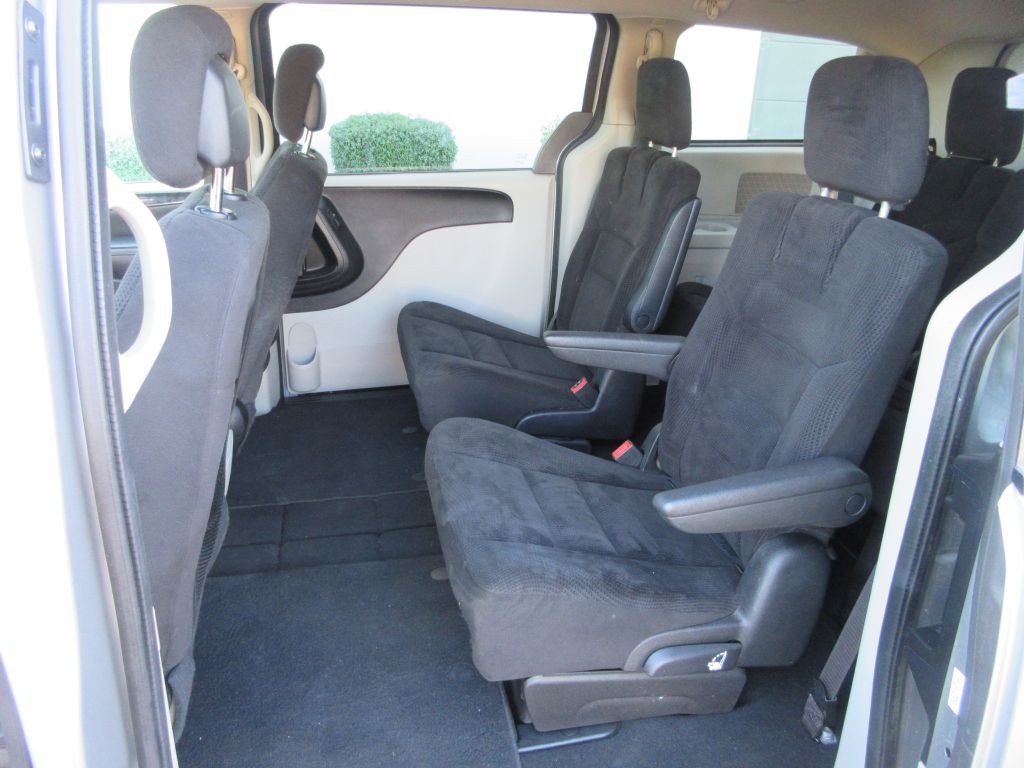 2016 Dodge Grand Caravan Image 10