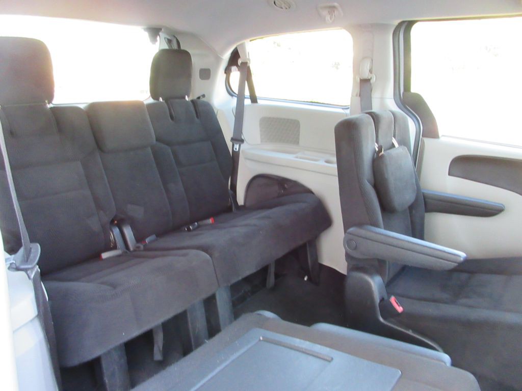 2016 Dodge Grand Caravan Image 14