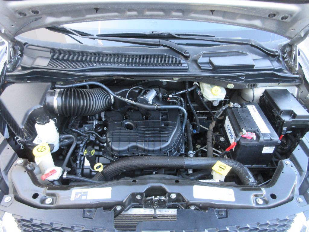 2016 Dodge Grand Caravan Image 16