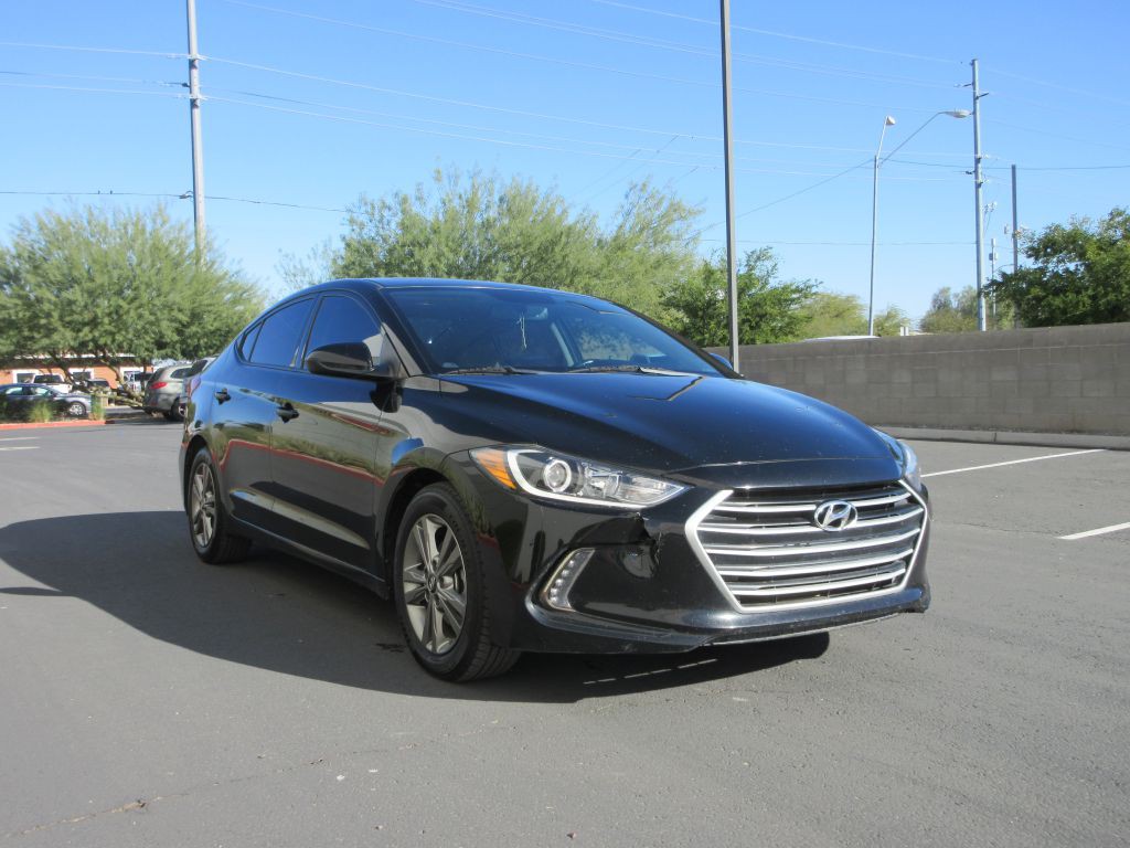 2018 Hyundai Elantra Image 1