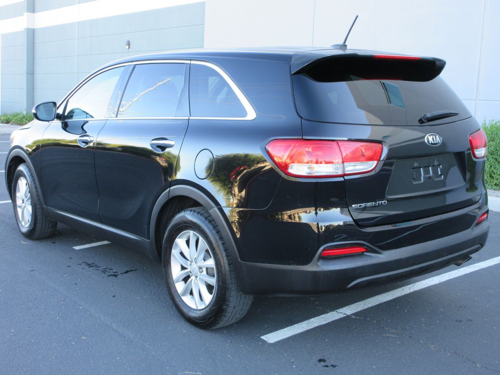2016 Kia Sorento Image 5