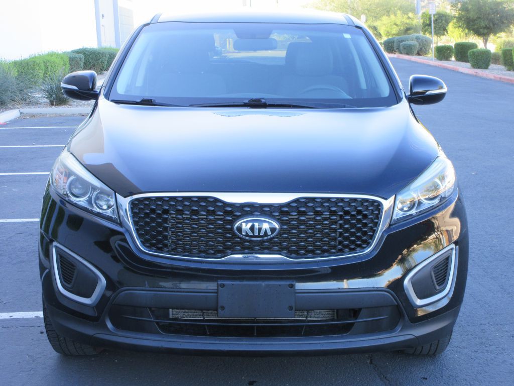 2016 Kia Sorento Image 8