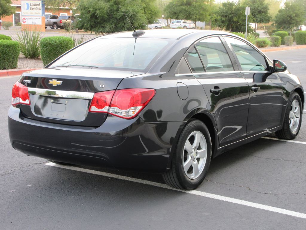 2016 Chevrolet Cruze Image 3