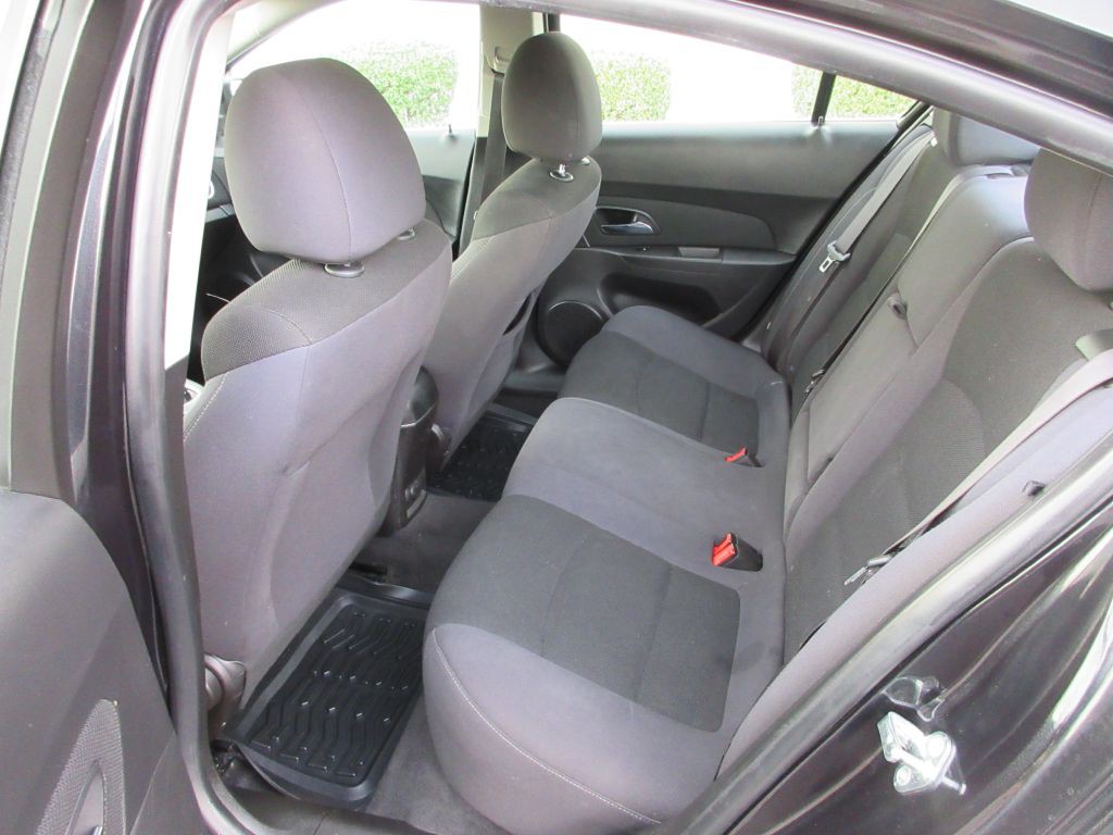 2016 Chevrolet Cruze Image 10