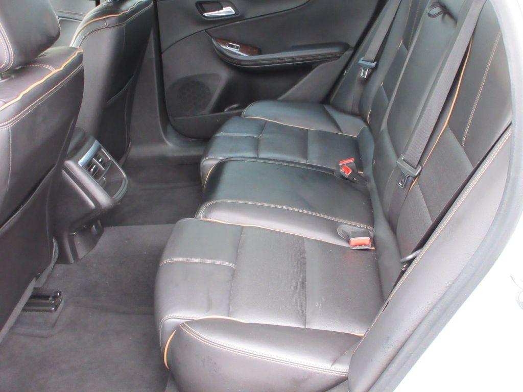 2015 Chevrolet Impala Image 13