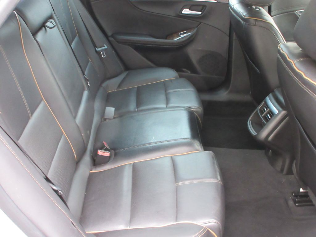 2015 Chevrolet Impala Image 14