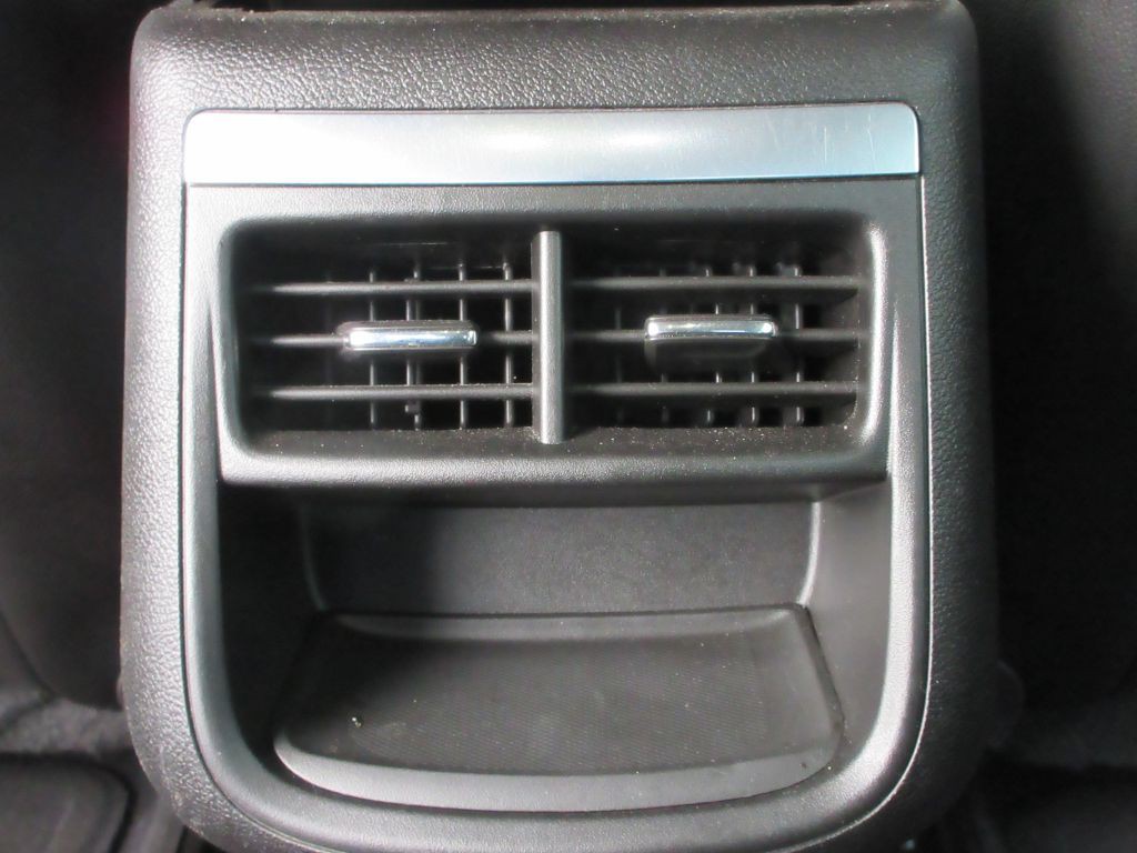 2015 Chevrolet Impala Image 17