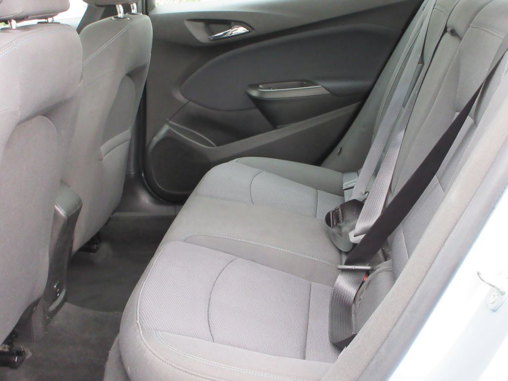 2018 Chevrolet Cruze Image 11