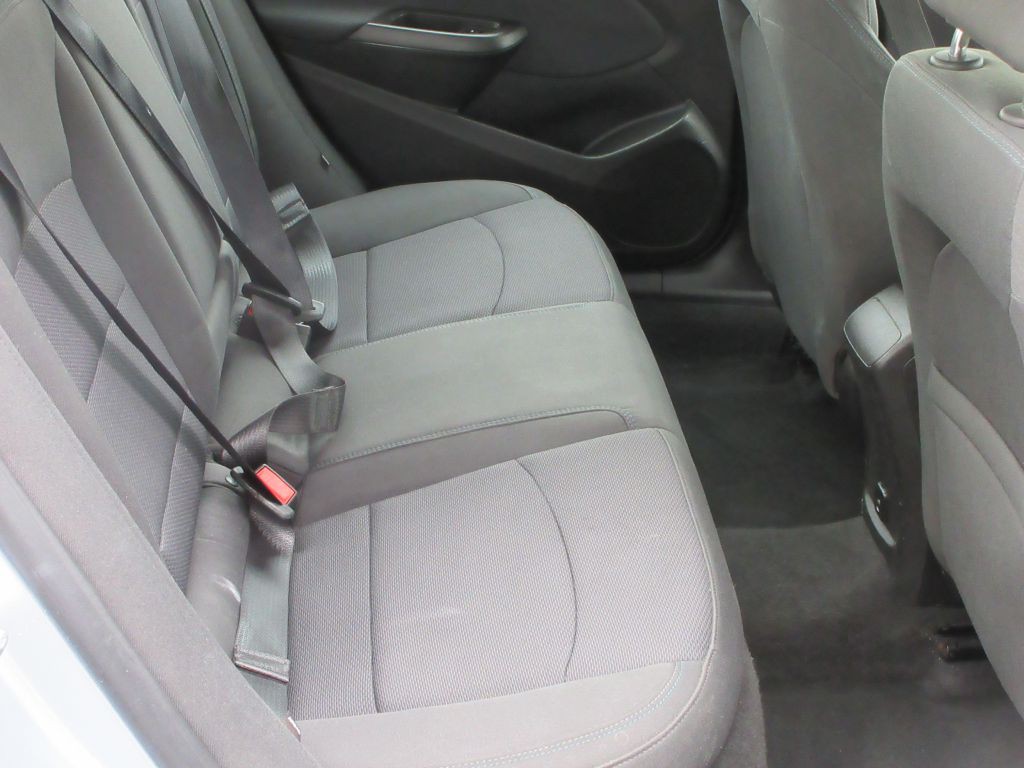 2018 Chevrolet Cruze Image 12