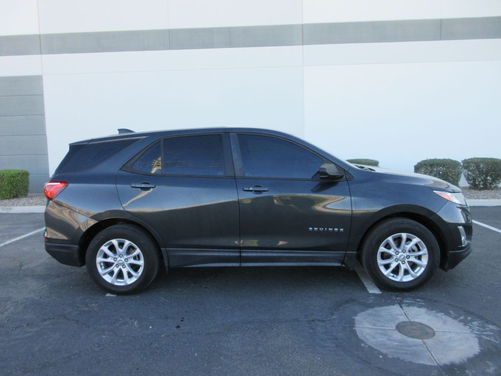 2020 Chevrolet Equinox Image 2