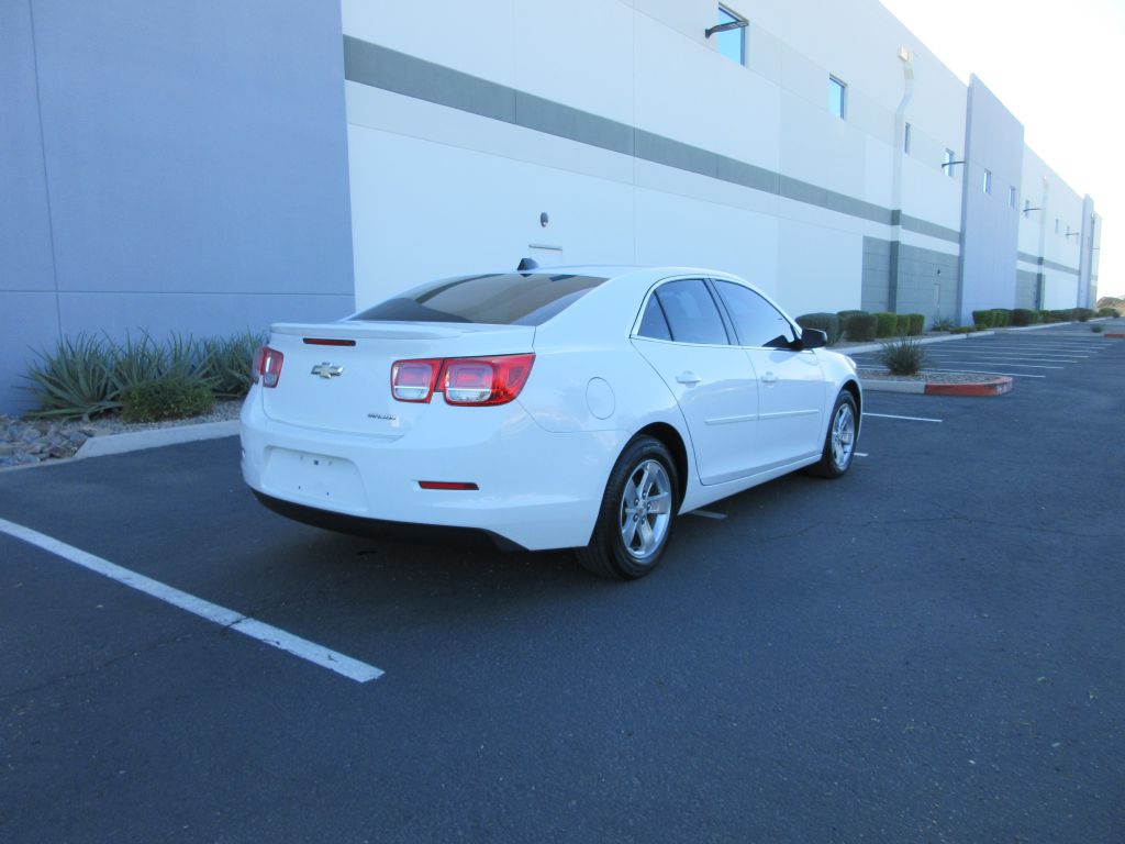 2013 Chevrolet Malibu Image 3