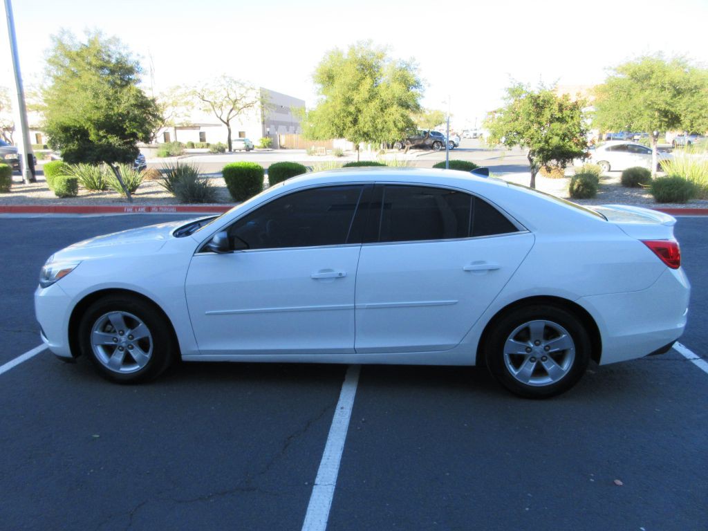 2013 Chevrolet Malibu Image 6