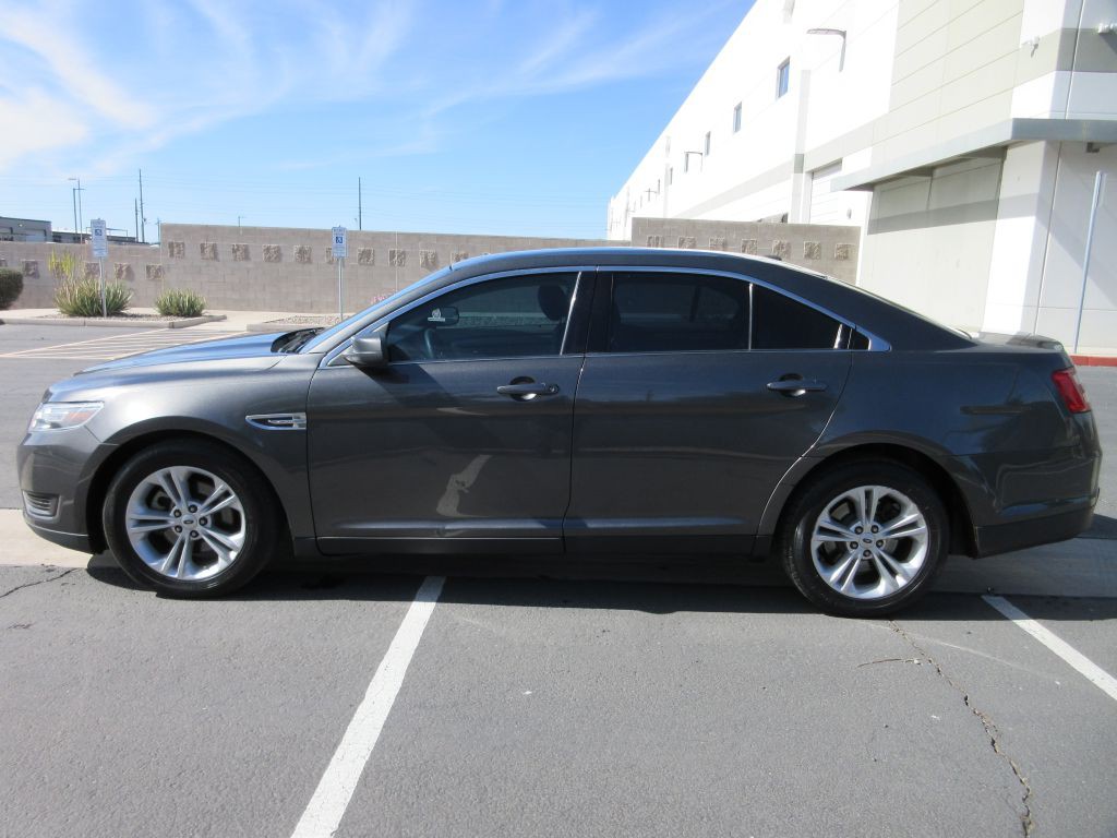 2018 Ford Taurus Image 6