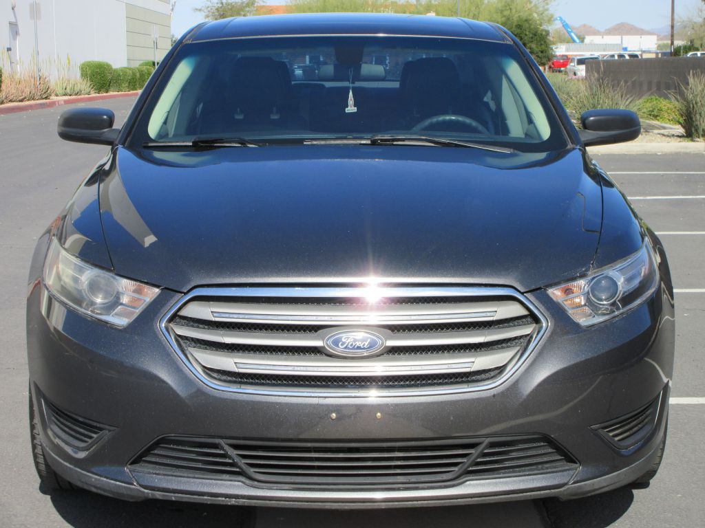 2018 Ford Taurus Image 8