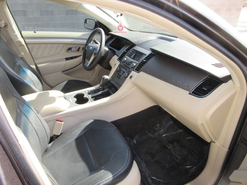2018 Ford Taurus Image 13