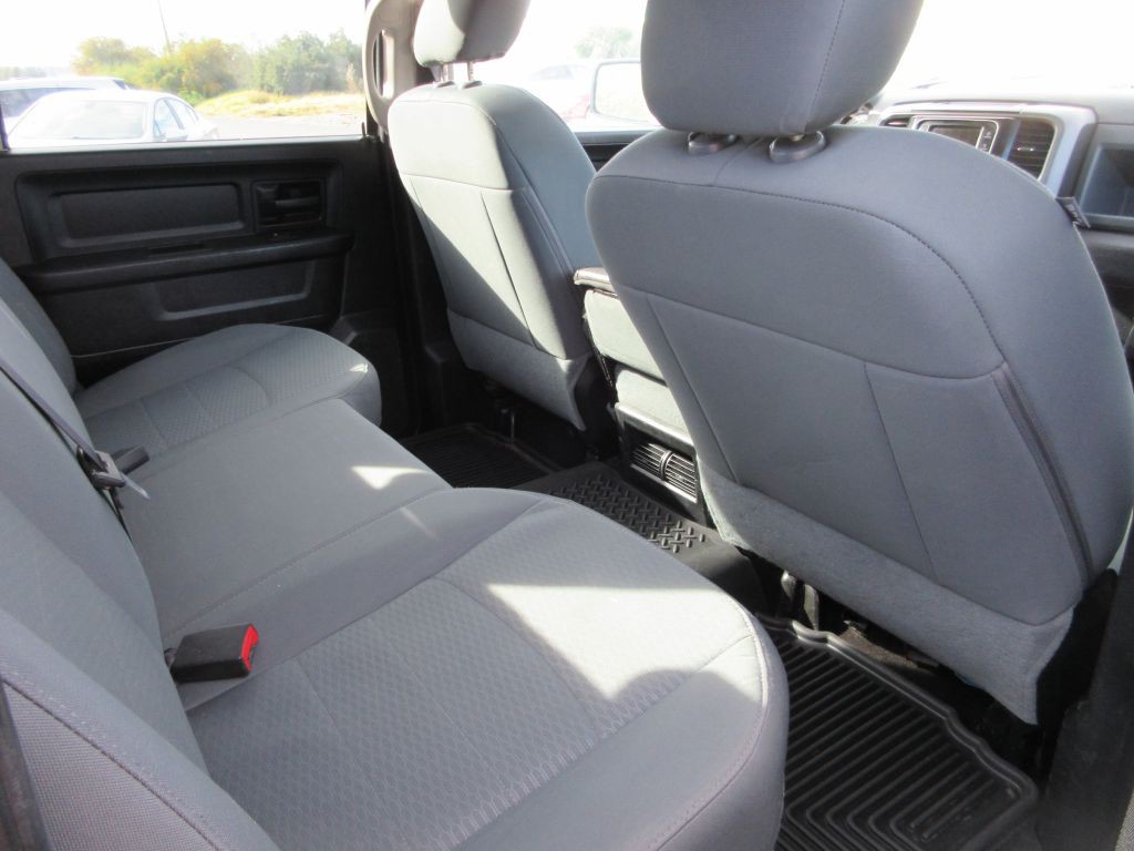 2015 RAM 1500 Image 11