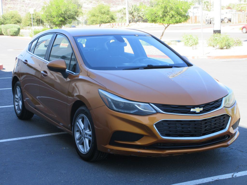 2017 Chevrolet Cruze Image 1