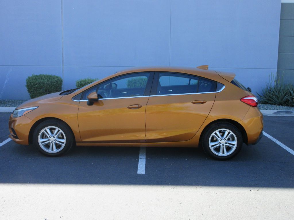 2017 Chevrolet Cruze Image 6